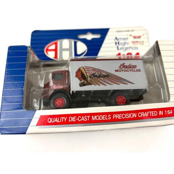 AHL American Highway Legends 1:64 Indian Motorcycles GMC T-70 Delivery Truck - Picture 2 of 7